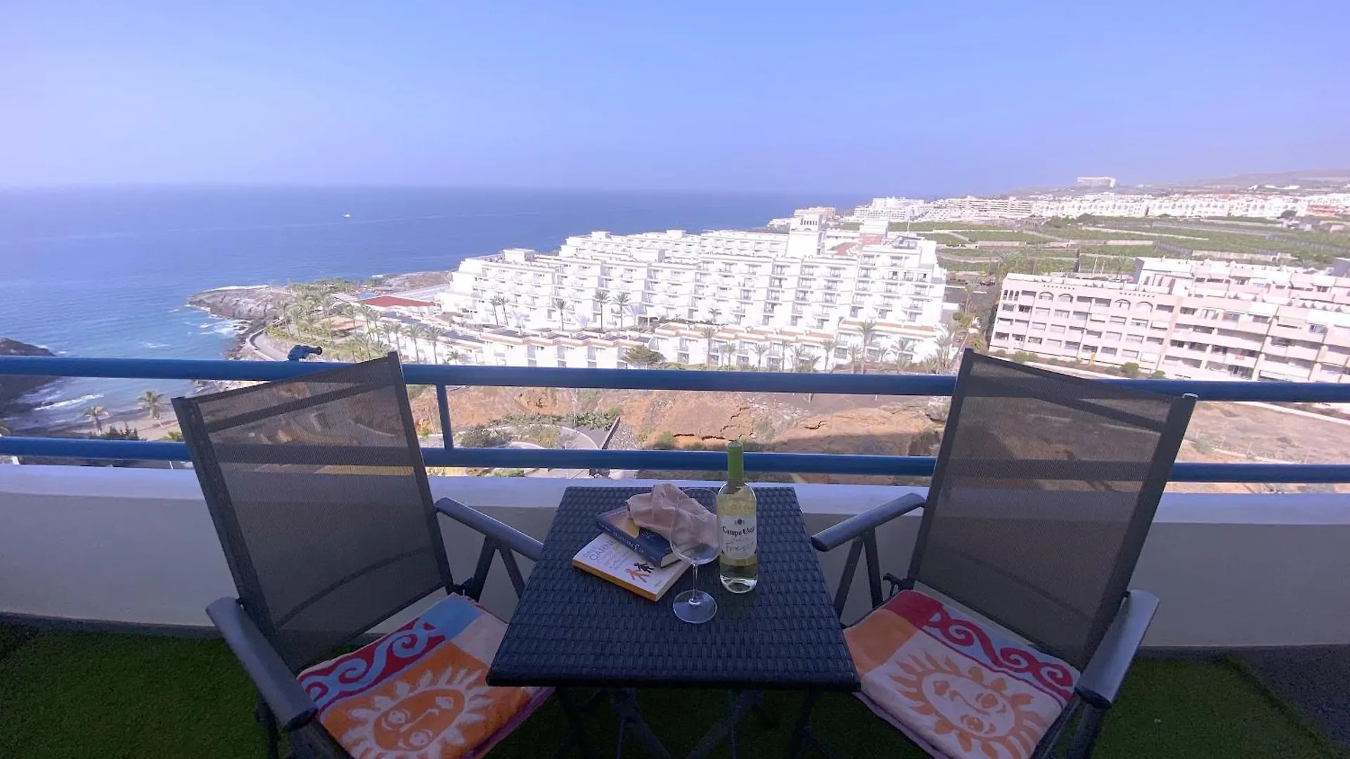 Tropicalidays Paraiso Seafront Apartment Playa Paraiso
