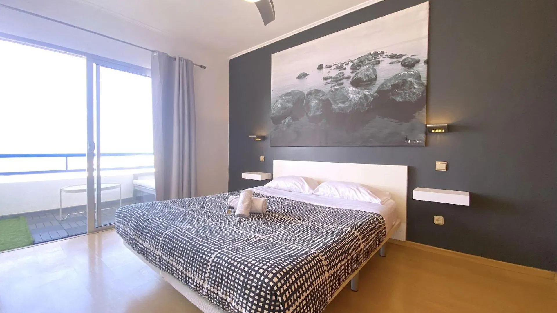 Tropicalidays Paraiso Seafront Apartment Playa Paraiso  Playa Paraiso (Tenerife)