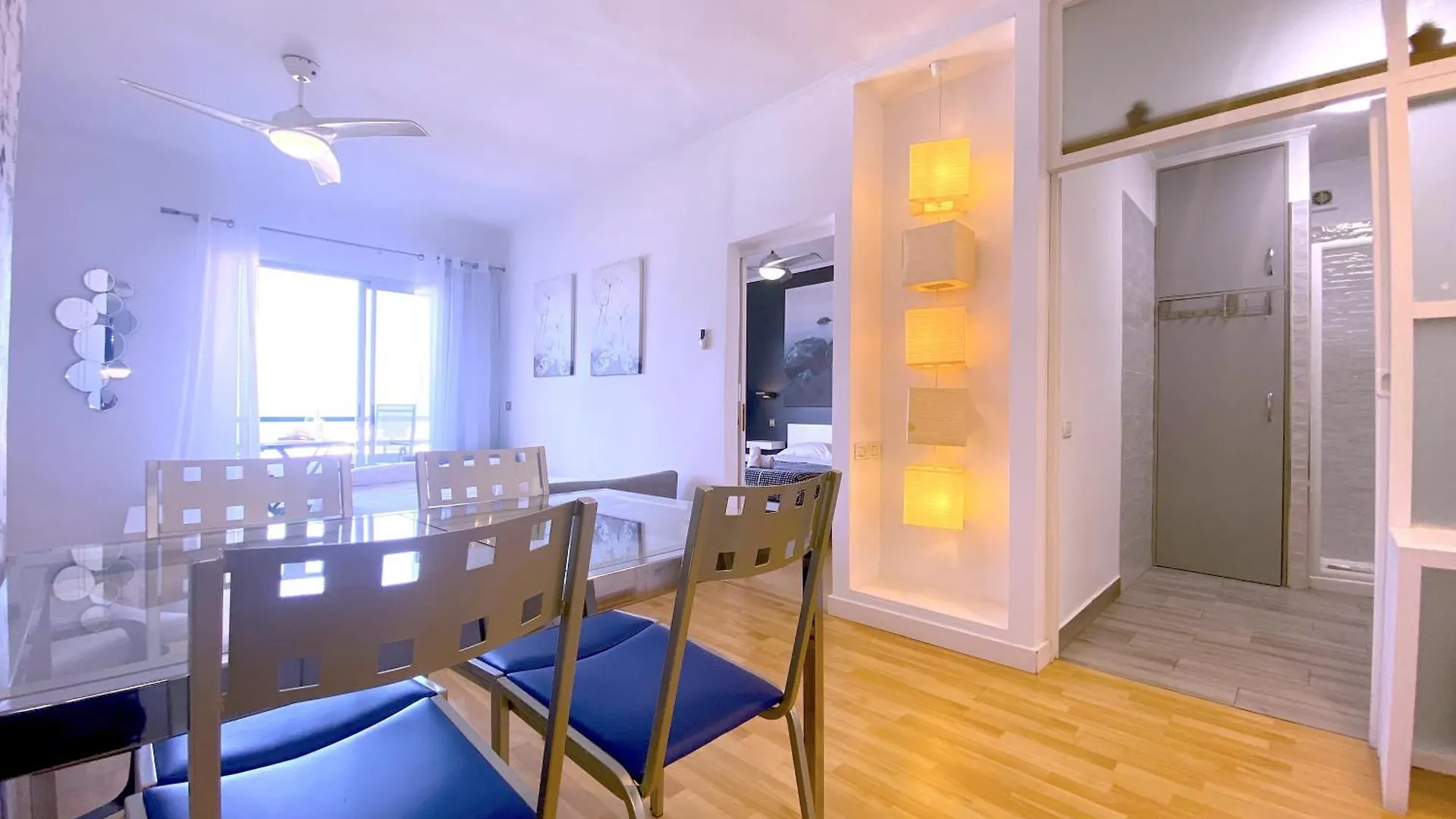 Tropicalidays Paraiso Seafront Apartment Playa Paraiso
